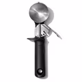 OXO Good Grips colher com gatilho